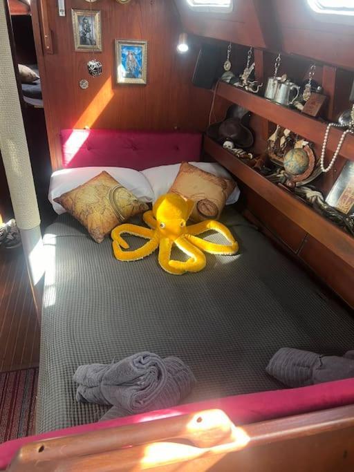 The Captains Locker - 30Ft Yacht San Miguel de Abona Exterior foto