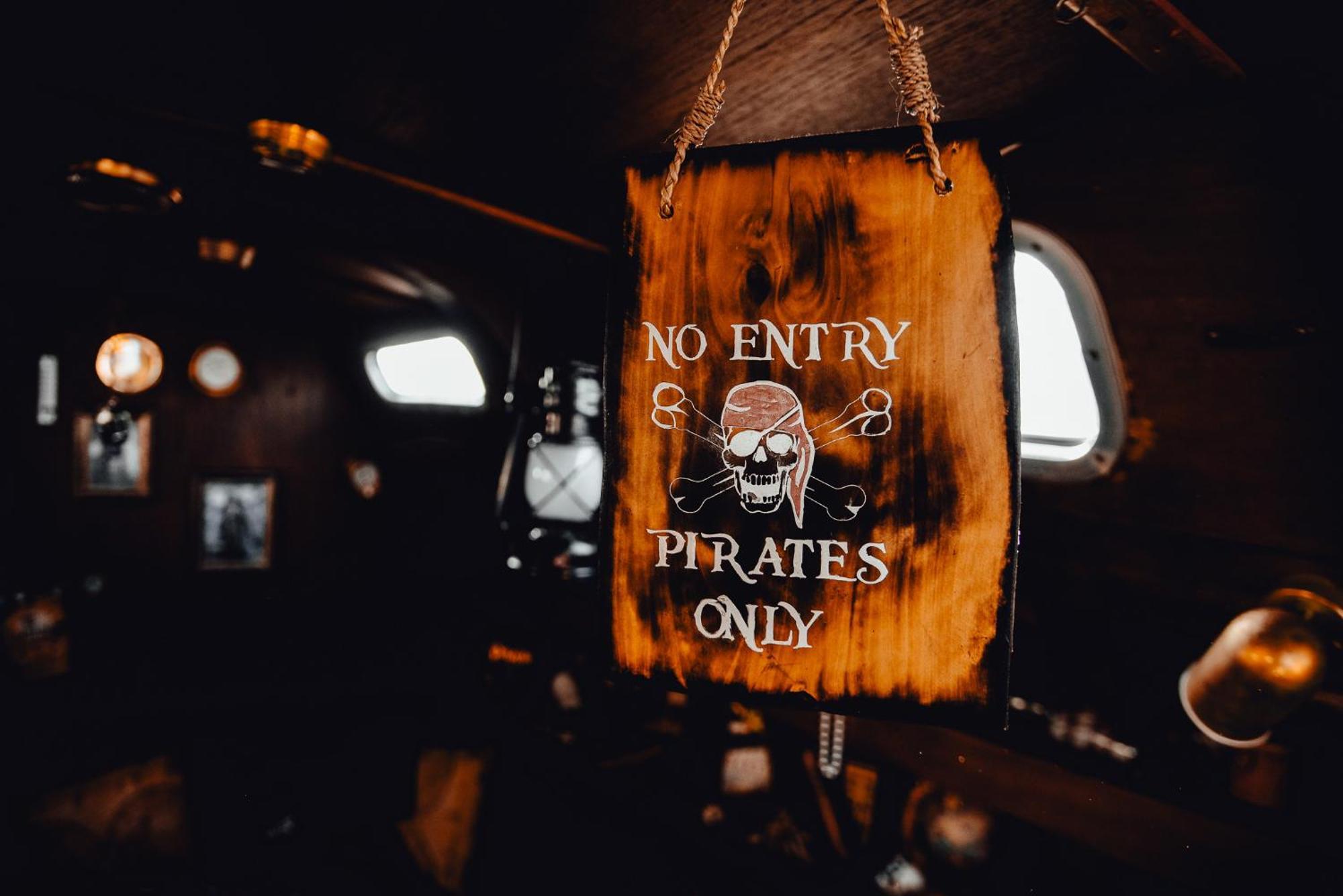 The Captains Locker - 30Ft Yacht San Miguel de Abona Exterior foto